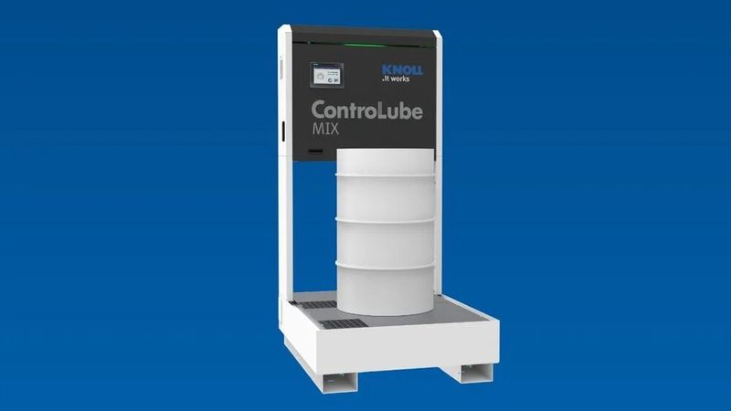Controlube is the system developed by Knoll for the automatic analysis and dosing of coolants, consisting of a central mixing and control unit (shown in the image) as well as decentralized analysis unit. (Source: Knoll)