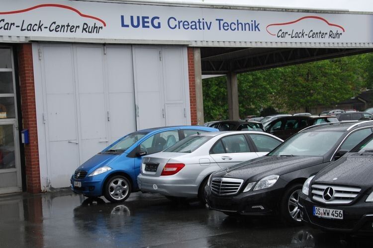 Karosserie- und Lackarbeiten werden in Eigenregie durchgeführt. (Foto: Rubbel)