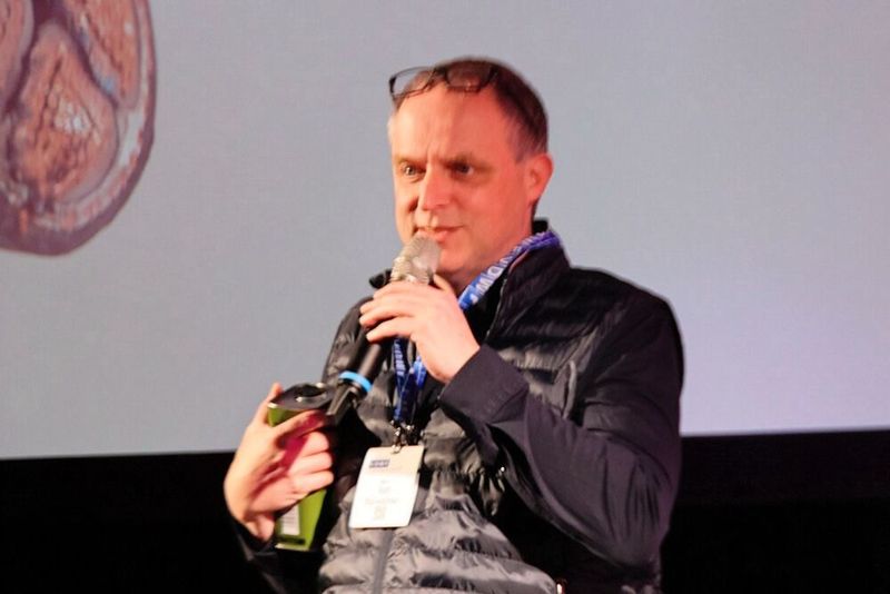 Ralf Dürrwächter eröffnete mit aktuellen Informationen über die verschiedenen Aktivitäten in der Branche das Programm. Trotz vereinzelter positiver Signale ist die Lage der Unternehmen nach wie vor angespannt. Die Herausforderungen werden nicht kleiner. (Bild: Maschinenmarkt/rw)