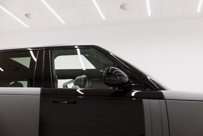 JLR ist kürzlich dem Projekt „Kreislaufwirtschaft für Automobilkunststoffe“ der Global Impact Coalition beigetreten. Automobilkunststoffe, die im gesamten Fahrzeug verbaut sind  stellen eine Herausforderung für die Trennung, Sortierung und das Recycling dar.  (Bild: )