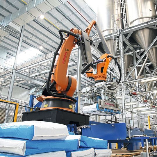 Sackpalettierung mit Doppelgabelgreifer (Bild:  Koch Industrieanlagen)