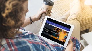 Über den Stellantis Financing Store können Kunden online einen Leasingvertrag abschließen und dennoch profitiert der Händler davon wie bei einem vor Ort abgeschlossenen Vertrag. (Bild: freepik/Stellantis)