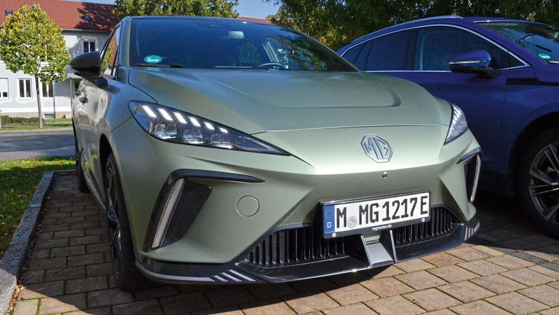 Der MG 4 führt die Liste der meistzugelassenen chinesischen Autos im April an.(Bild:  Rehberg - VCG)