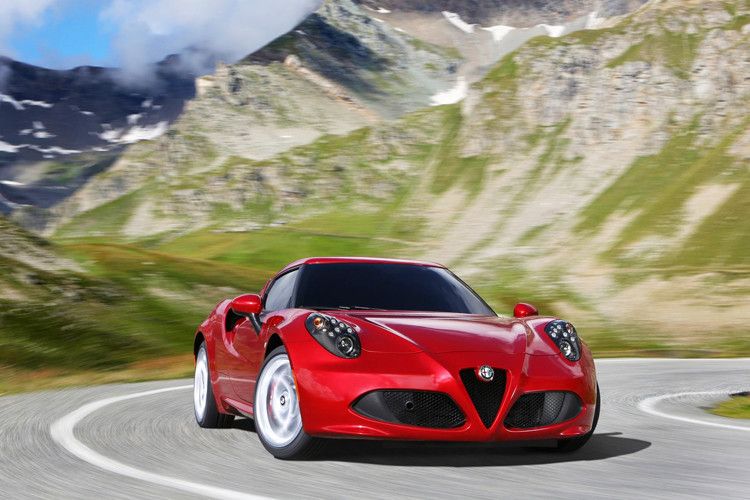 Mehr Spaß als der Alfa 4C macht auf kurvigen Gebirgsstraßen kaum ein anderer. (Foto: Alfa Romeo)