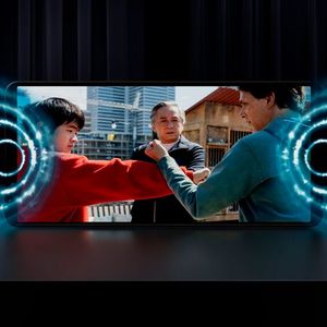 Für einen besseren Sound hat Sony identische Lautsprecher-Einheiten in der linken und der rechten Seite verbaut.(Bild:  Sony)