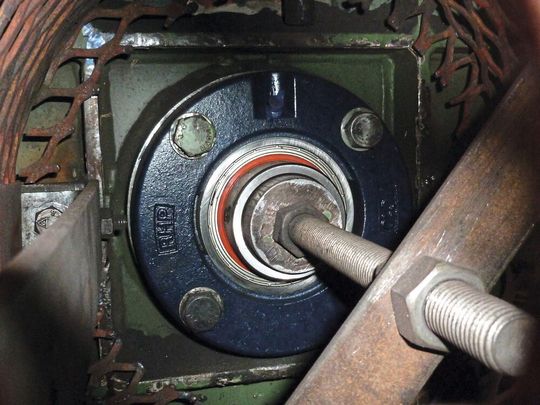 Im Stahlwerk kam es bis zu dreimal pro Jahr zu Lagerausfällen an einer Zellenradschleuse für die Dosierung von Kohle bei der Erzaufbereitung.(Bild:  NSK)