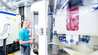 Der hochmoderne Maschinenpark von Müller Präzisionswerkzeuge mit 80 Mitarbeitern am Standort Sien in Rheinland-Pfalz läuft durchgängig an 365 Tagen im Jahr. (Müller Präzisionswerkzeuge)