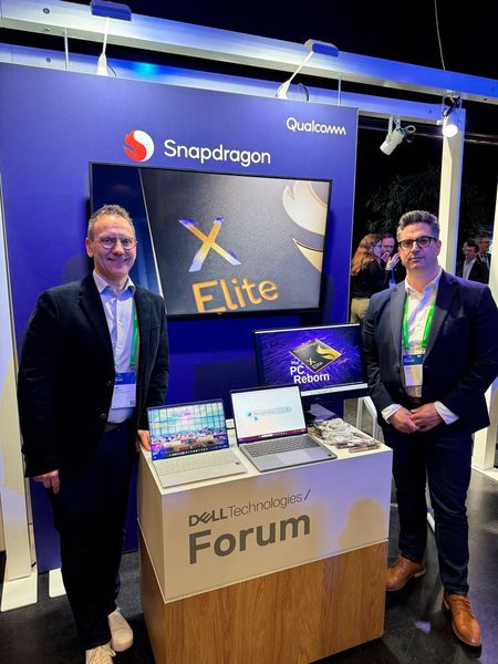 Daniel Schiemann (l.) und James Jones (Qualcomm) (Bild: Christine Buhl)