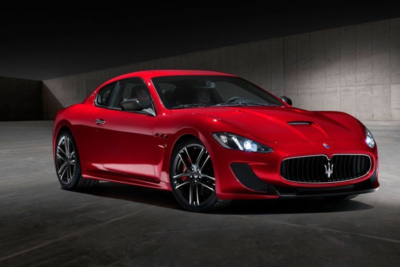 Bei Antoine Griesmann, der aktuell bei Atletico Madrid unter Vertrag steht, stehen italienische Luxuskarossen hoch im Kurs: Er besitzt einen Maserati Granturismo. Dafür musste er eine Stunde und vier Minuten Fußball spielen. (Maserati)