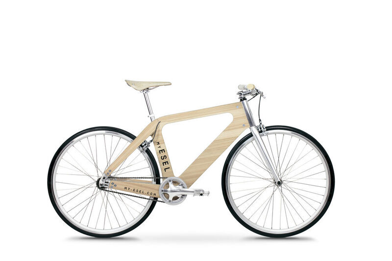 Holz ist nicht nur nachwachsend, sondern auch steif und flexibel zugleich. Ideal um damit Fahrradrahmen zu bauen.  (My Esel)