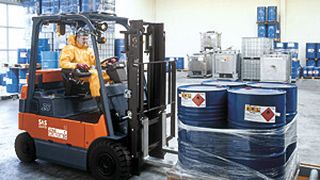 Die Elektrostapler 7FBMF für den explosionsgefährdeten Bereich mit 80 V Batteriespannung decken Tragfähigkeitsklassen von 1,6 bis 5 t ab. (Bild: TMHD)