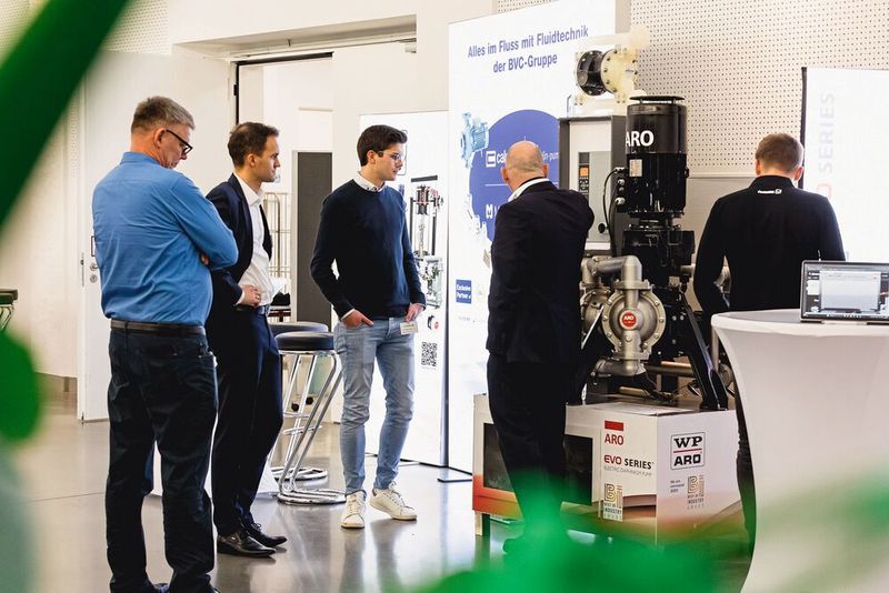 Am Stand von WP Aro (Bild: Stefan Bausewein)