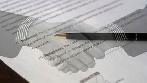 HIF Global and German e-fuel One have signed a Heads of Agreement for the long‑term offtake of e‑methanol.  (Source: Pixabay)