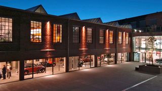 113 Jahre Automobilhistorie in Zwickau verpflichten: Das Automobilmuseum August Horch hat angebaut und stellt jetzt die gesamte Geschichte des Standortes dar. (Stefan Warter)