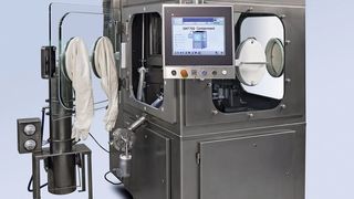 Kapselfüllmaschine mit Containment (Bosch Packaging Technology)