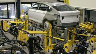 Der Ganzfahrzeugprüfstand am Fraunhofer LBF ist auch auf die Erfordernisse von Elektrofahrzeugen abgestimmt.  Bild: Fraunhofer LBF (Archiv: Vogel Business Media)