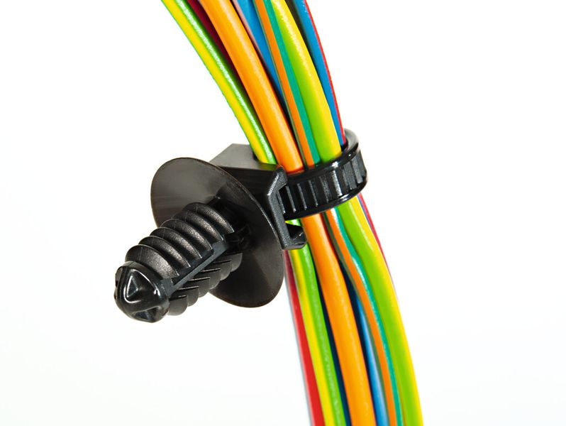 Hellermann Tyton arbeitet mit verschiedenen CAD-Systemen. Eine zentrale Datenbasis für die Konstrukteure sorgt jetzt für eine schnellere Entwicklung. (Bild: Hellermann Tyton)