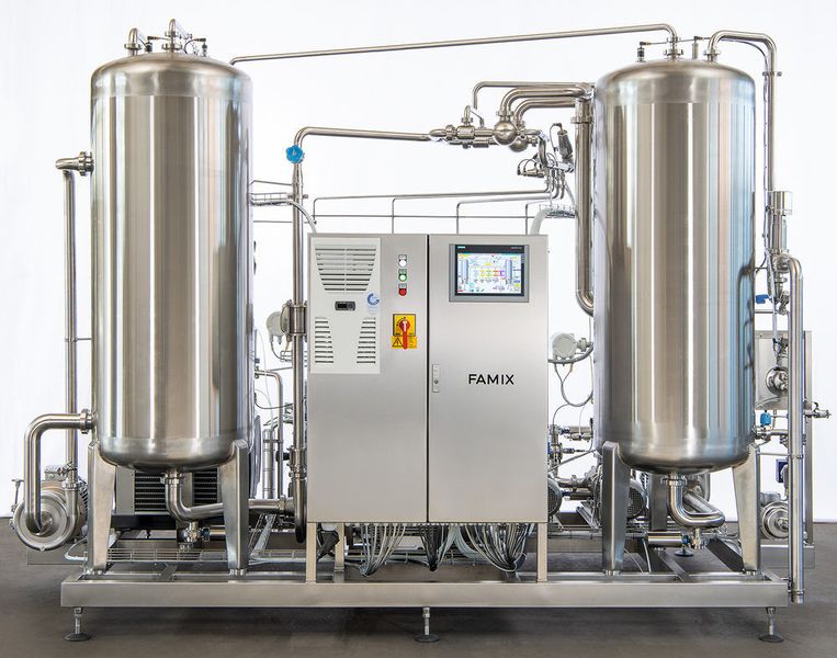 Illustrating Sine pump capabilities, Watson-Marlow’s stand at Brau Beviale featured the mixer Famix Turbo Digi by Famix Maschinenbau. (Watson-Marlow)