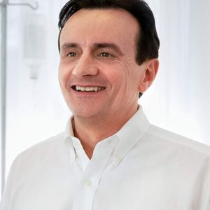 Pascal Soriot wird als Mitglied der Konzernleitung Chief Operating Officer (COO) der Pharma Division. (Bilder: Roche)