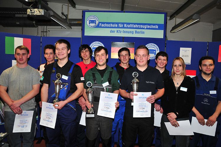 Neun Männer und eine Frau nahmen am Fünf-Länder-Cup 2012 in Bernau bei Berlin teil. (Foto: Schmidt)
