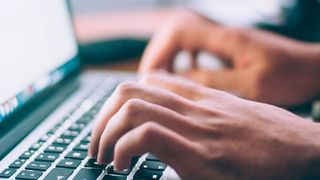 Sichere Kommunikation ist auch Aufgabe des Mitarbeiters. Um jedoch den Druck zu verringern, können sichere Tools behilflich sein. (Bild: gemeinfrei)