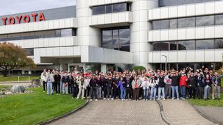 Mit dem Azubi-Tag will Toyota die Entwicklung künftiger Markenbotschafter fördern. (Bild: Copyright by Fotograf Ralph Müller)