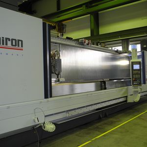 In der Mill-Fertigung waren die auf Messen wegen ihrer Dimension nicht ausgestellten Langbettmaschinen zu sehen.