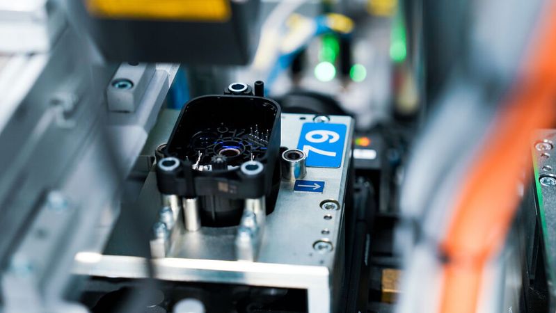 Hella-Fertigung in Bremen(Bild:  Hella)