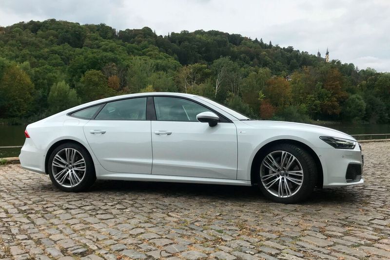 Schönheit mit fast fünf Metern Länge: der Audi A7. (Seyerlein/»kfz-betrieb«)