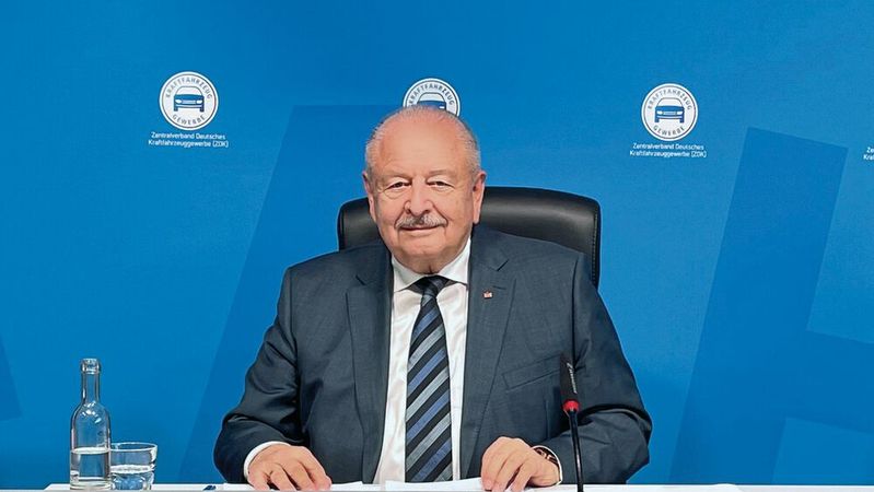 ZDK-Präsident Jürgen Karpinski: „Es ist jetzt höchste Zeit, in Sachen Bonn-Berlin-Umzug Fakten zu schaffen, damit die jahrelange Debatte ein Ende hat.“(Bild:  ZDK)