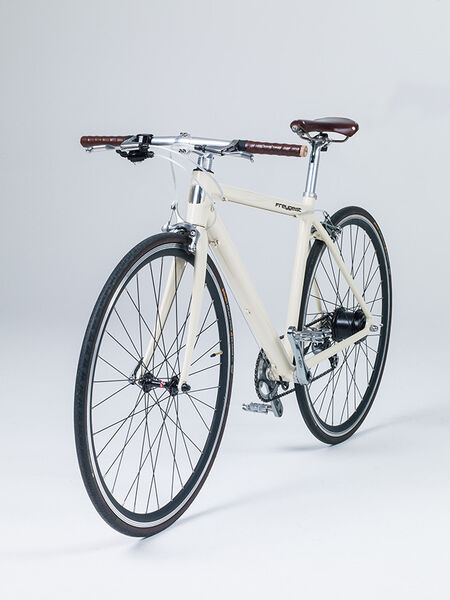 Das Unternehmen Freygeist hat ein E-Bike entwickelt, das erstmals alle Vorteile eines modernen E-Bikes mit dem Design und Gewicht eines klassischen Fahrrads vereint. (Bild: Freygeist/Hasselblad H4D)