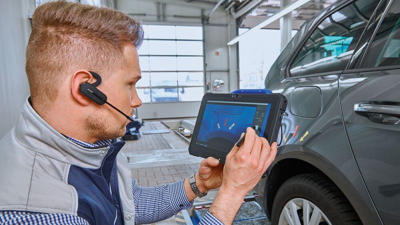 Engagierte Mitarbeiter in der Werkstatt gesucht? Die Agentur Kickoff Media hat mit einem niederschwelligen Ansatz Erfolg.(Bild:  TÜV Nord)