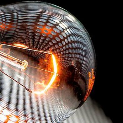 Das deutsche Gesetz zur Steigerung der Energieeffizienz (EnEfG) und die EU-Energieeffizienz-Richtlinie 2023 setzen ambitionierte Reduktionsziele für den Energieverbrauch. (Bild: frei lizenziert)