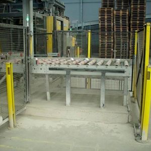 Aufgabestation für die Verpackungsfolie