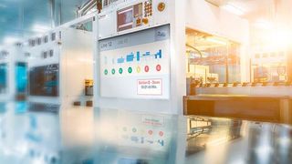 Eine flexible Prozessoptimierung ist erst dann möglich, wenn alle Mitarbeiter eines Betriebes permanenten Einblick in laufende Prozesse haben. (Bild: Peakboard)