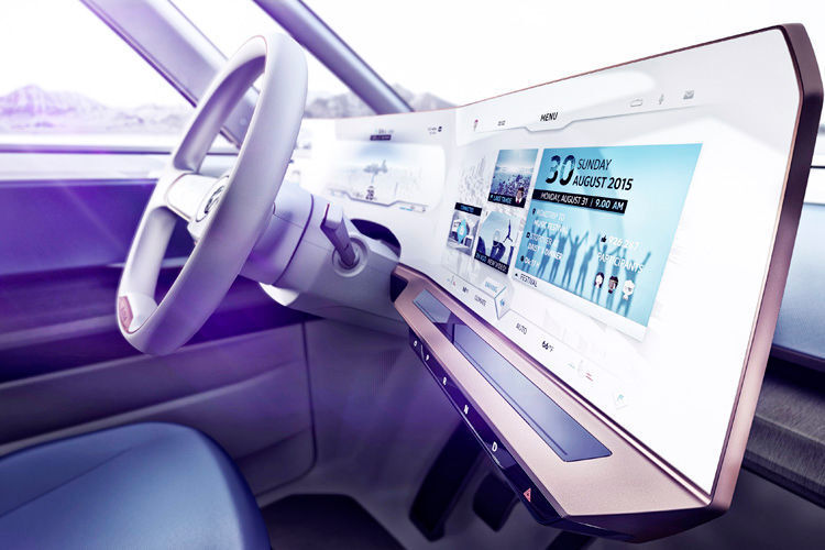 Garniert ist die E-Auto-Studie mit zahlreichen Vernetzungs-Features. Dazu zählen ein neues Bediensystem mit Gestensteuerung, Rückspiegel-Kameras und ein Online-Anschluss, der auch die Steuerung von Smart-Home-Funktionen erlaubt. (Foto: VW)