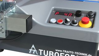 Neu im Produktportfolio von Tracto-Technik: Der Tuboform C kann für die fehlerfreie Schneidring-Vormontage und das prozesssichere Bördeln von Rohrenden eingesetzt werden. (Bild: Tracto-Technik)