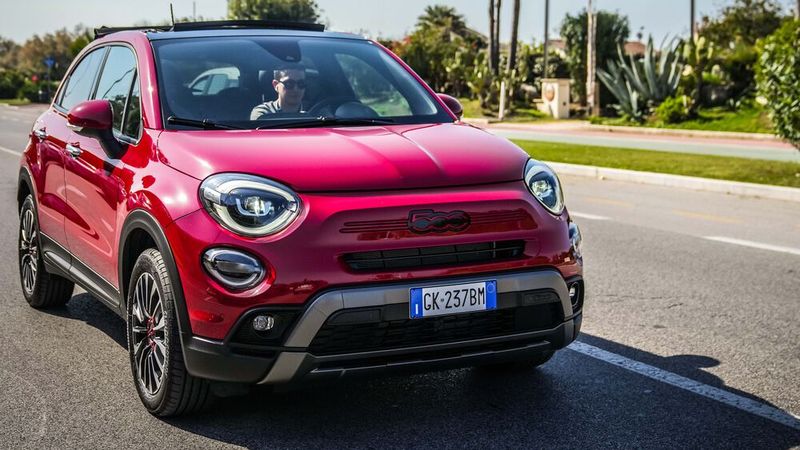 Der 500X Hybrid „Club“ geht bei knapp 29.000 Euro los. (Bild: Fiat)