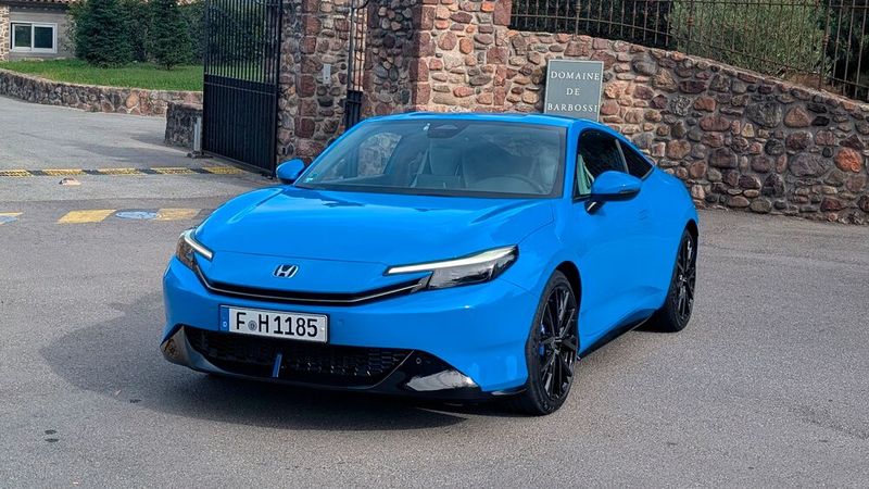 Die Designer haben sich bei der Gestaltung des Prelude von Segelflugzeugen inspirieren lassen. Sichtbar ist das vor allem bei der Fahrzeugfront.  (Bild: Mauritz – VCG)