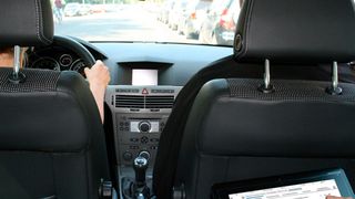 Ab 11. Mai finden  in Bremen und Bremerhaven wieder theoretische Führerscheinprüfungen statt, ab 13. Mai dann auch in Niedersachsen. (Bild: TÜV Nord)