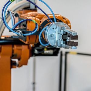 Die Nachfrage steigt. Technologische Neuerungen ermöglichen den Einsatz von Robotern auch in kleineren Unternehmen.