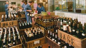 Historisches Bild vom Lager im BASF-Weinkeller (Bild: BASF)