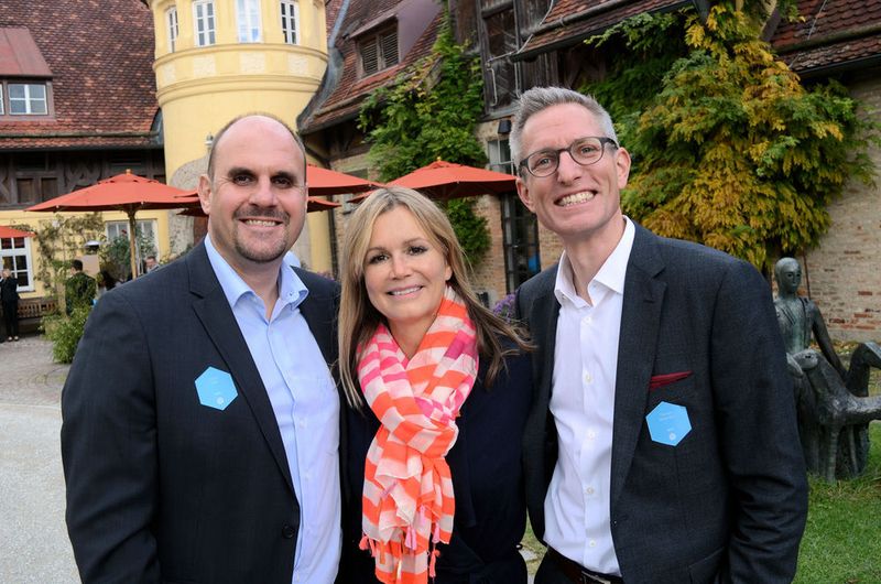 Vertriebsprofis unter sich: Isabelle von Künßberg (Acmeo), Jürgen Eberl (l.) und Thomas Muschalla (beide Nfon) (Vogel IT-Medien)