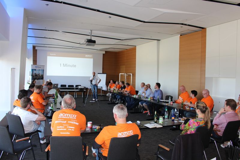 Diskussionsrunde zu Managed Services über den Dächern von Ljubliana. (Bild: Holger Esseling)