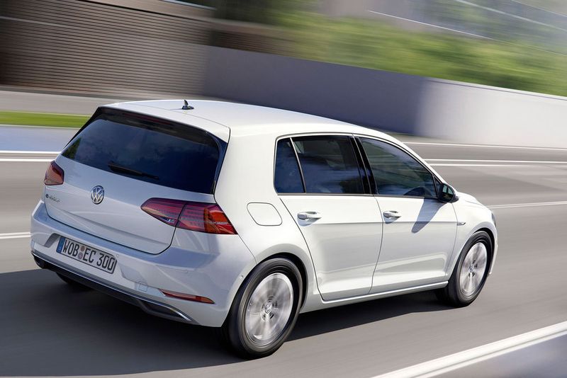 Wie schon beim regulären Golf wurden die Außenhaut ... (Volkswagen)
