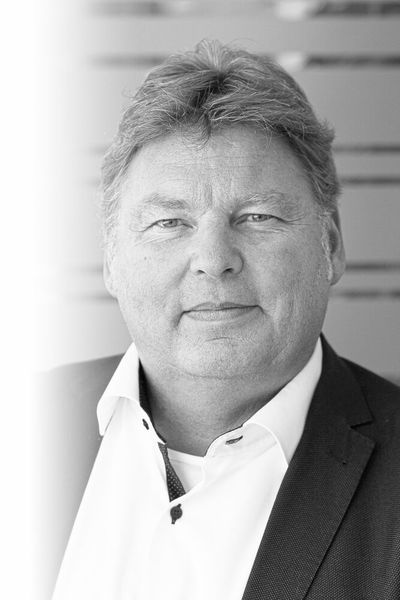 Rolf Gramenske ist Projektleiter der Space Drive Technologie bei der Schaeffler Paravan Technologie GmbH & Co.KG.  (Paravan )