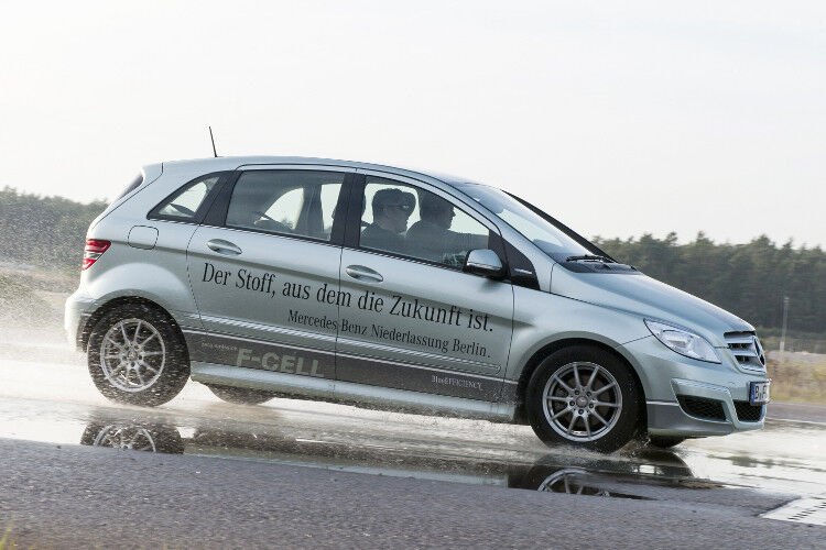 Mercedes erprobt die Brennstoffzellentechnik derzeit in der B-Klasse. Eine erste Großserie mit diesem Antrieb soll 2017 kommen. (Foto: Daimler AG)
