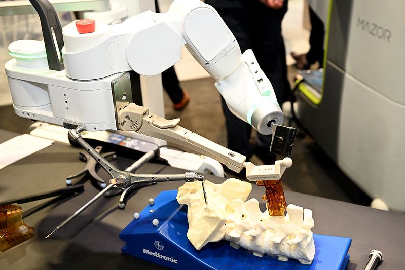 Rundgang im Ausstellungsbereich (WISO/Schmidt-Dominé)