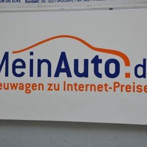 Zu Besuch in der Meinauto-Zentrale in Köln.
