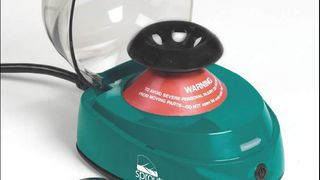 Die Mini-Zentrifuge eignet sich für kurzzeitiges Zentrifugieren von Reaktionsgefäßen.  (Bild: Glaswarenfabrik Karl Hecht)